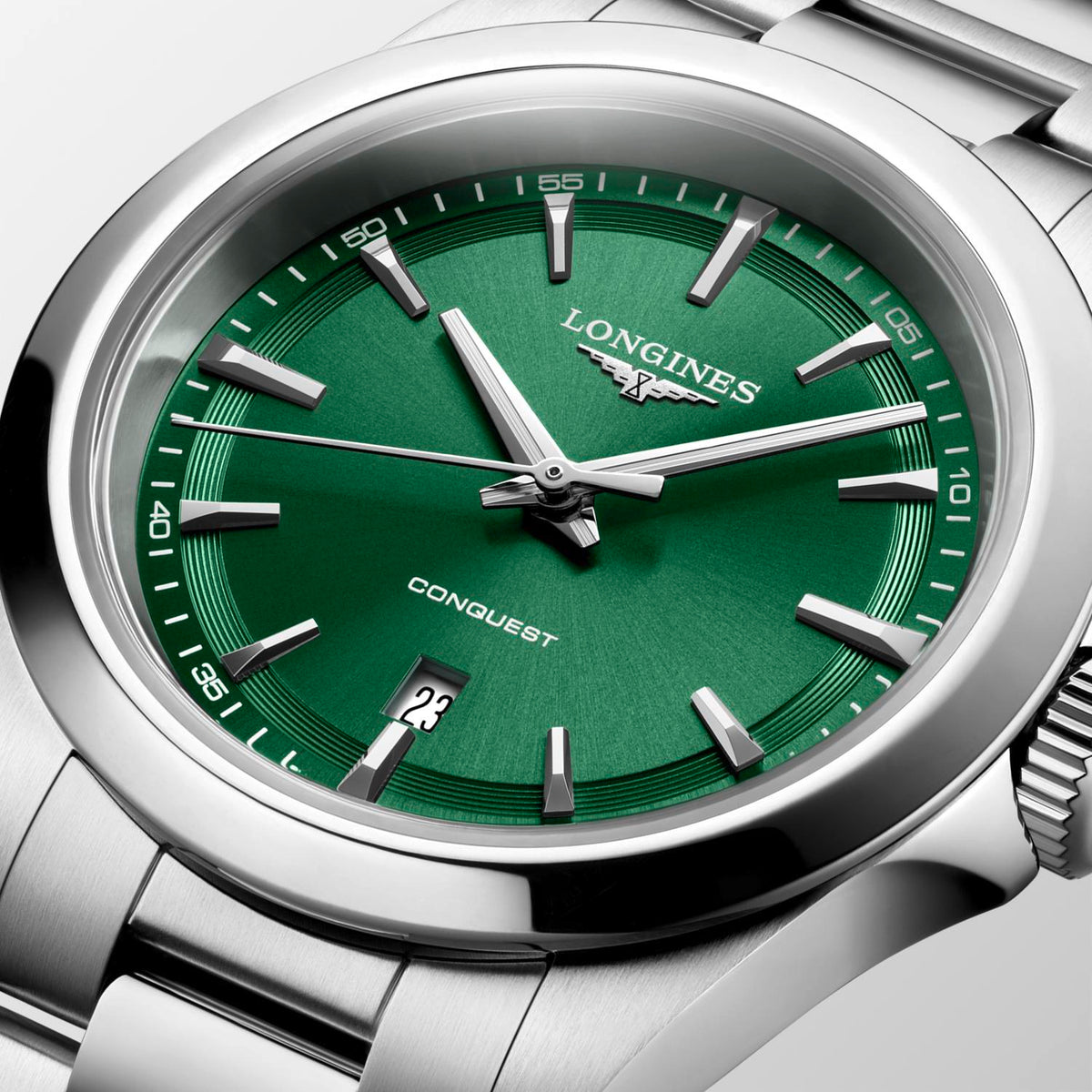 Longines Conquest Green Quartz 30mm L3.350.4.09.6
