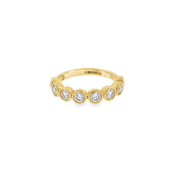 Round Brilliant Cut 1.00ct, 18ct Yellow Gold Rubover Set Ring