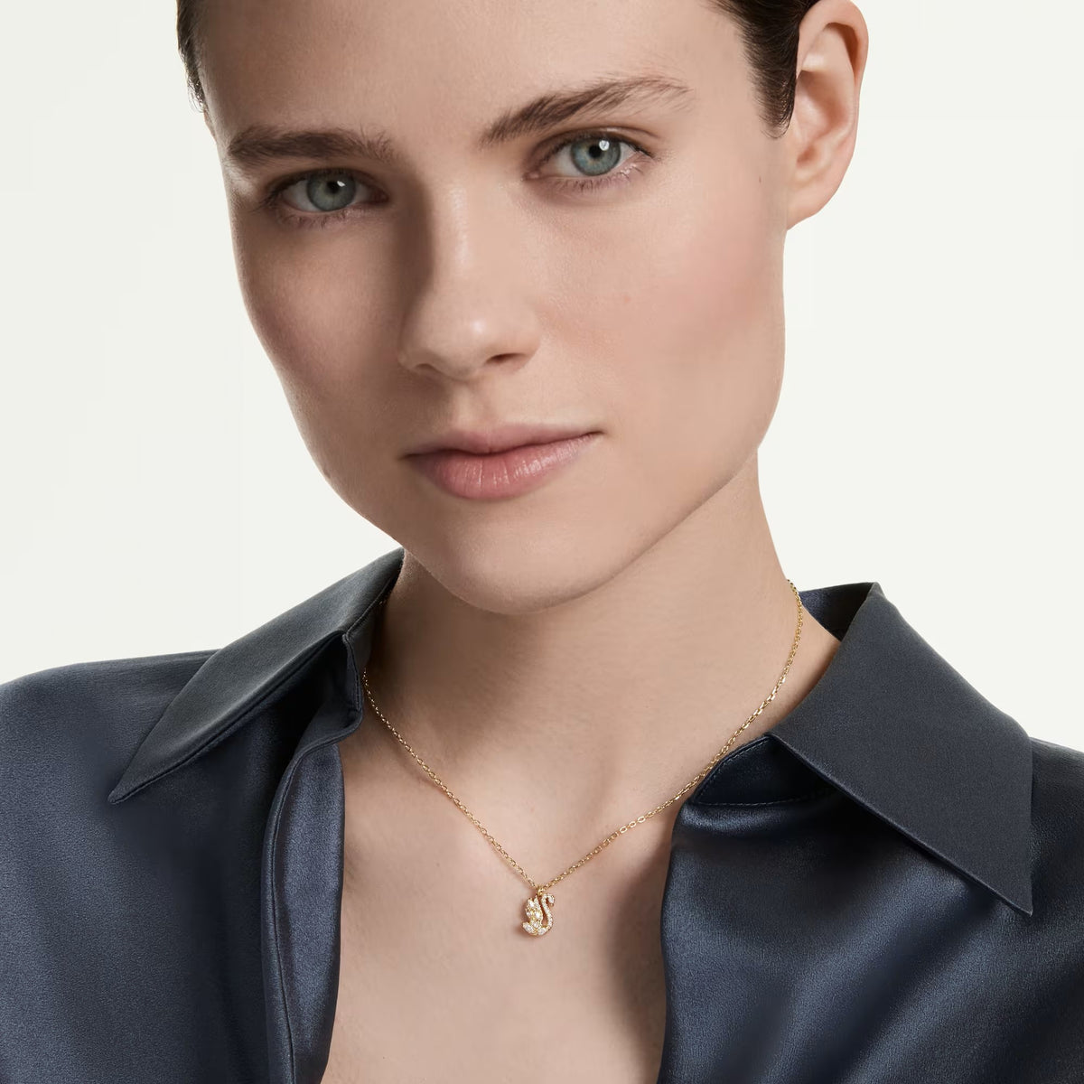 Swarovski Mixed cuts, Swan, White, 18K gold finish Pendant