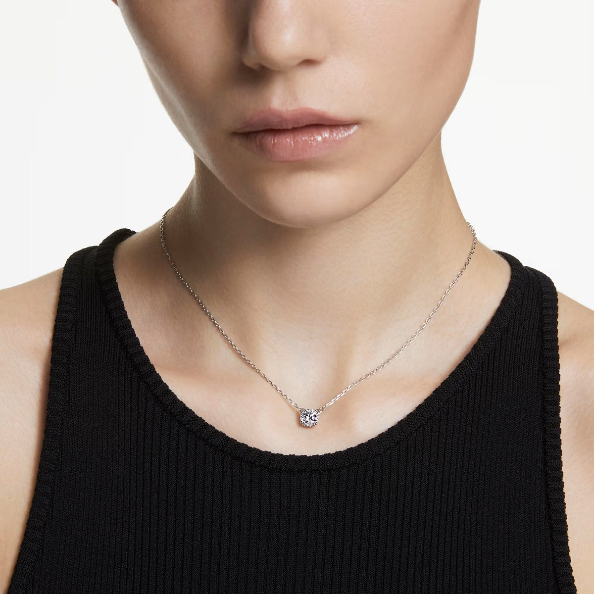 Swarovski Stilla Round cut, White, Rhodium plated Pendant