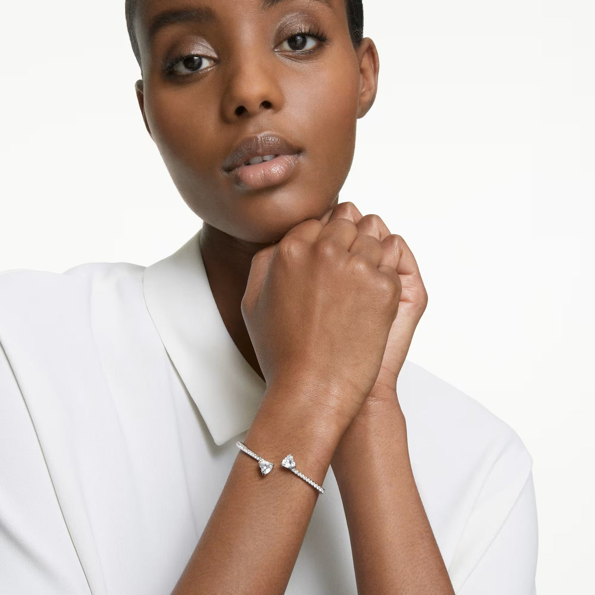 Swarovski Mesmera Heart, White, Rhodium plated Bangle