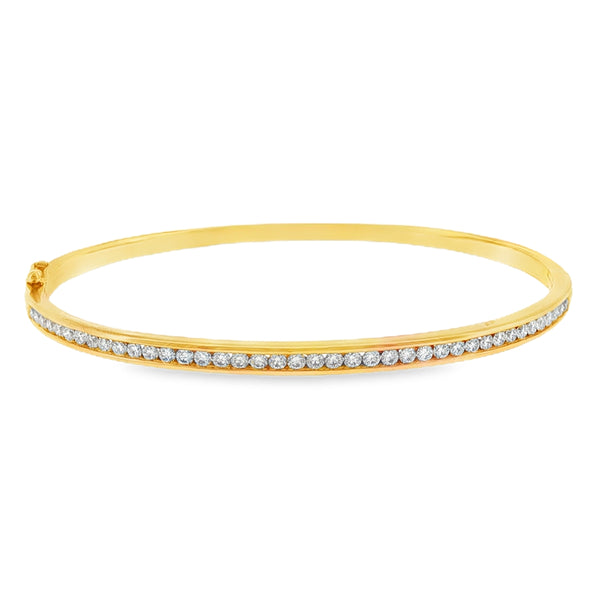 Diamond 1.01ct, 18ct Yellow Gold Bangle