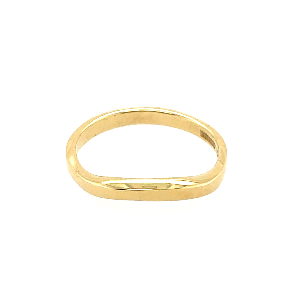 18ct Wave Shaped Band