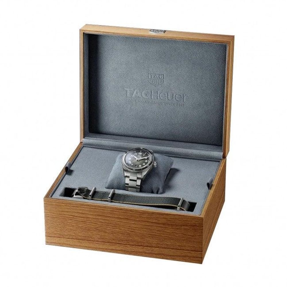 Tag Heuer Autavia Automatic Chronometer Black 42mm