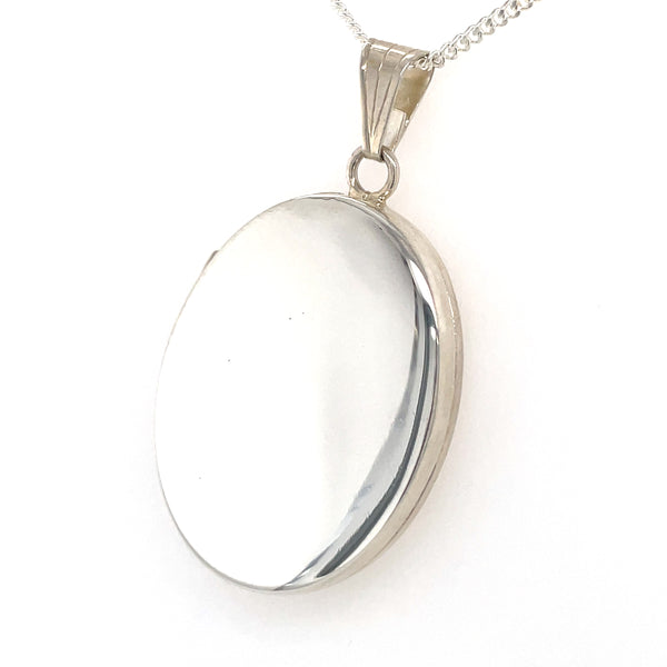 Silver 30x24mm Flat Oval Plain Locket on 18" Silver Chain