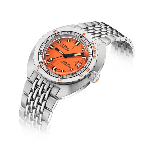 Doxa SUB 300 COSC Professional Stainless Steel 821.10.351.10