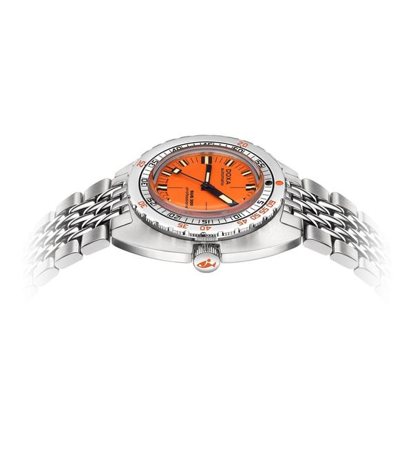 Doxa SUB 300 COSC Professional Stainless Steel 821.10.351.10