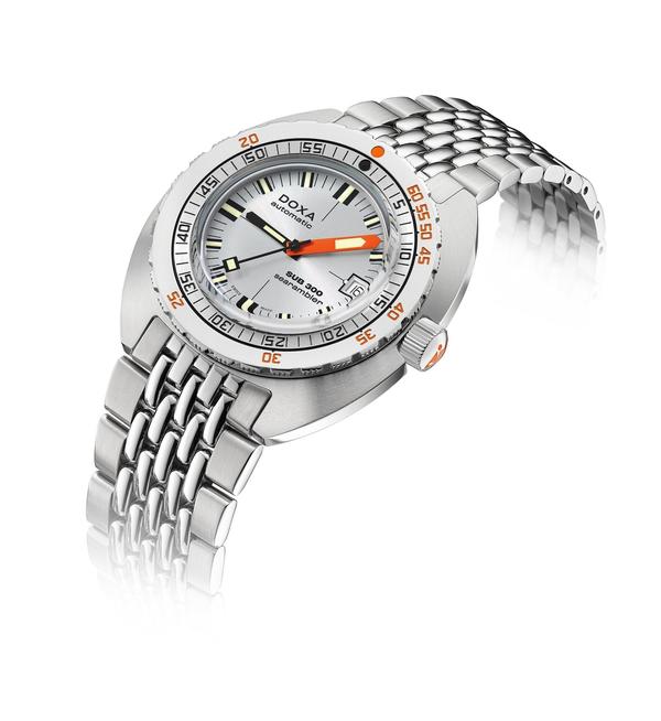 Doxa SUB 300 COSC Searambler Stainless Steel 821.10.021.10