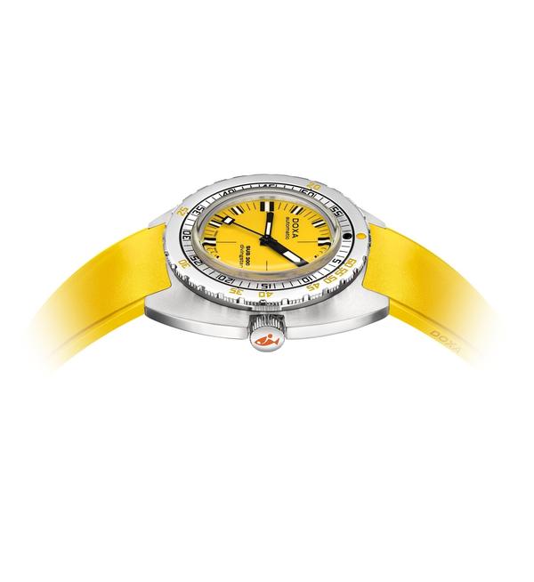 Doxa SUB 300 COSC Divingstar Rubber 821.10.361.31