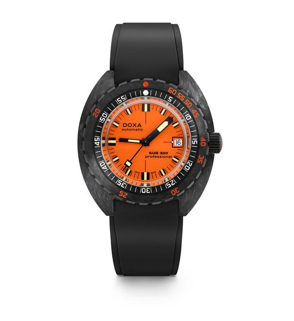 Doxa SUB 300 Carbon Professional Black Rubber 822.70.351.20
