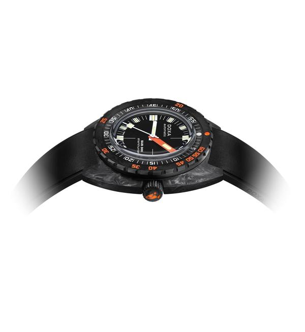 Doxa SUB 300 Carbon Sharkhunter Black Rubber 822.70.101.20