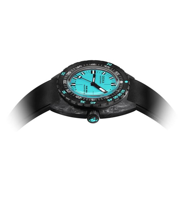 Doxa SUB 300 Carbon Aquamarine Black Rubber 822.70.241.20
