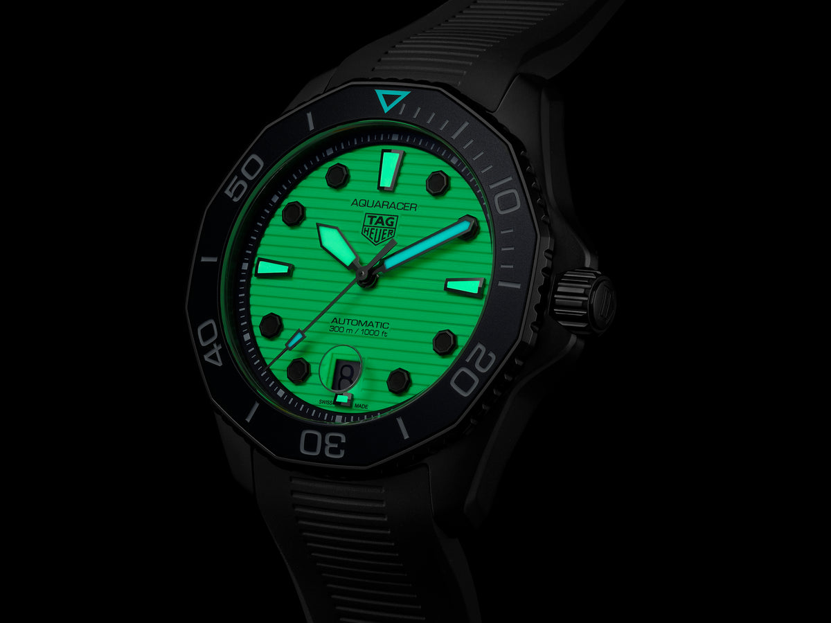 Tag Heuer Aquaracer Professional 300 Nightdiver 43mm