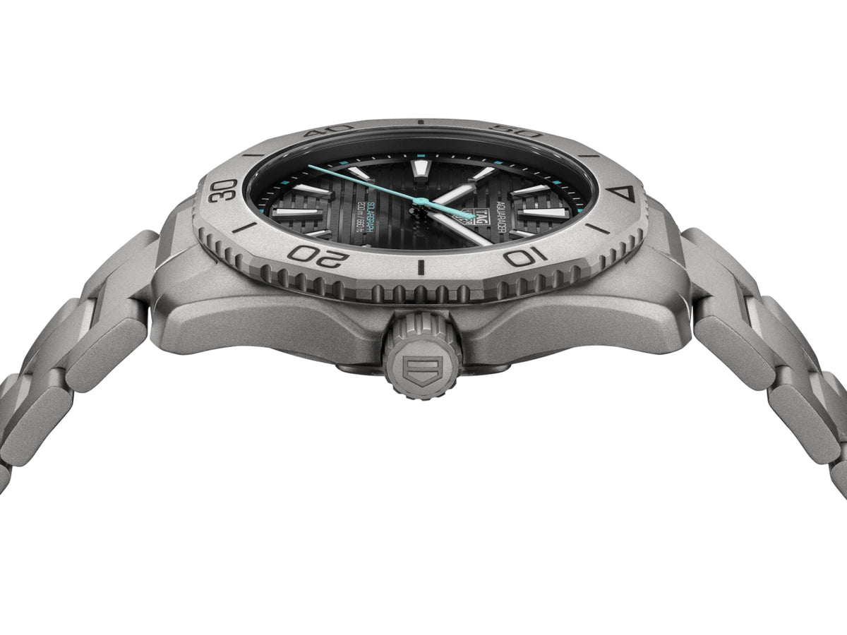 Tag Heuer Aquaracer Professional 200 Solargraph Titanium 40mm Watch WBP1180.BF0000