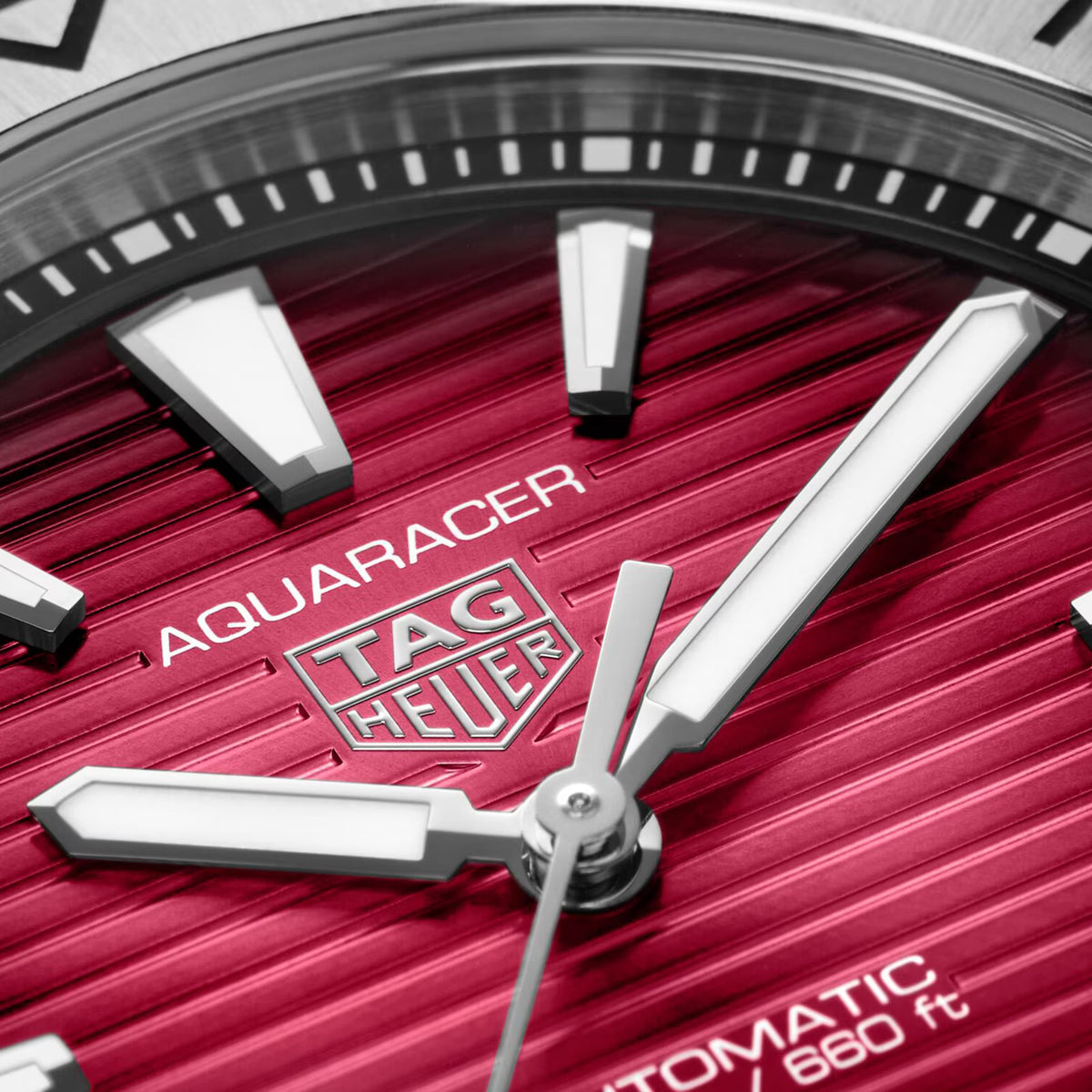 Tag Heuer Aquaracer Professional 200m Date Automatic Red WBP2114.BA0627