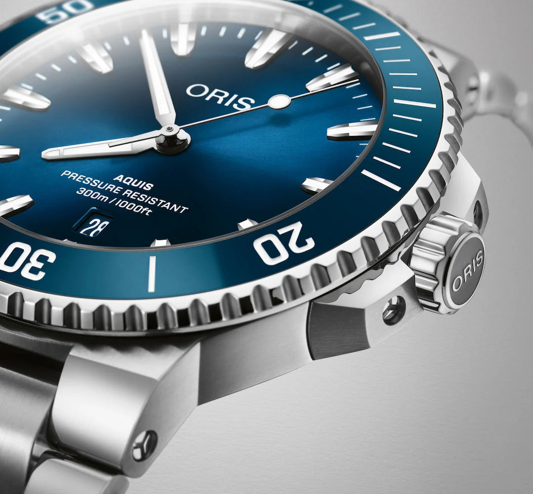 Oris Aquis Date Blue Dial 43.5mm Watch