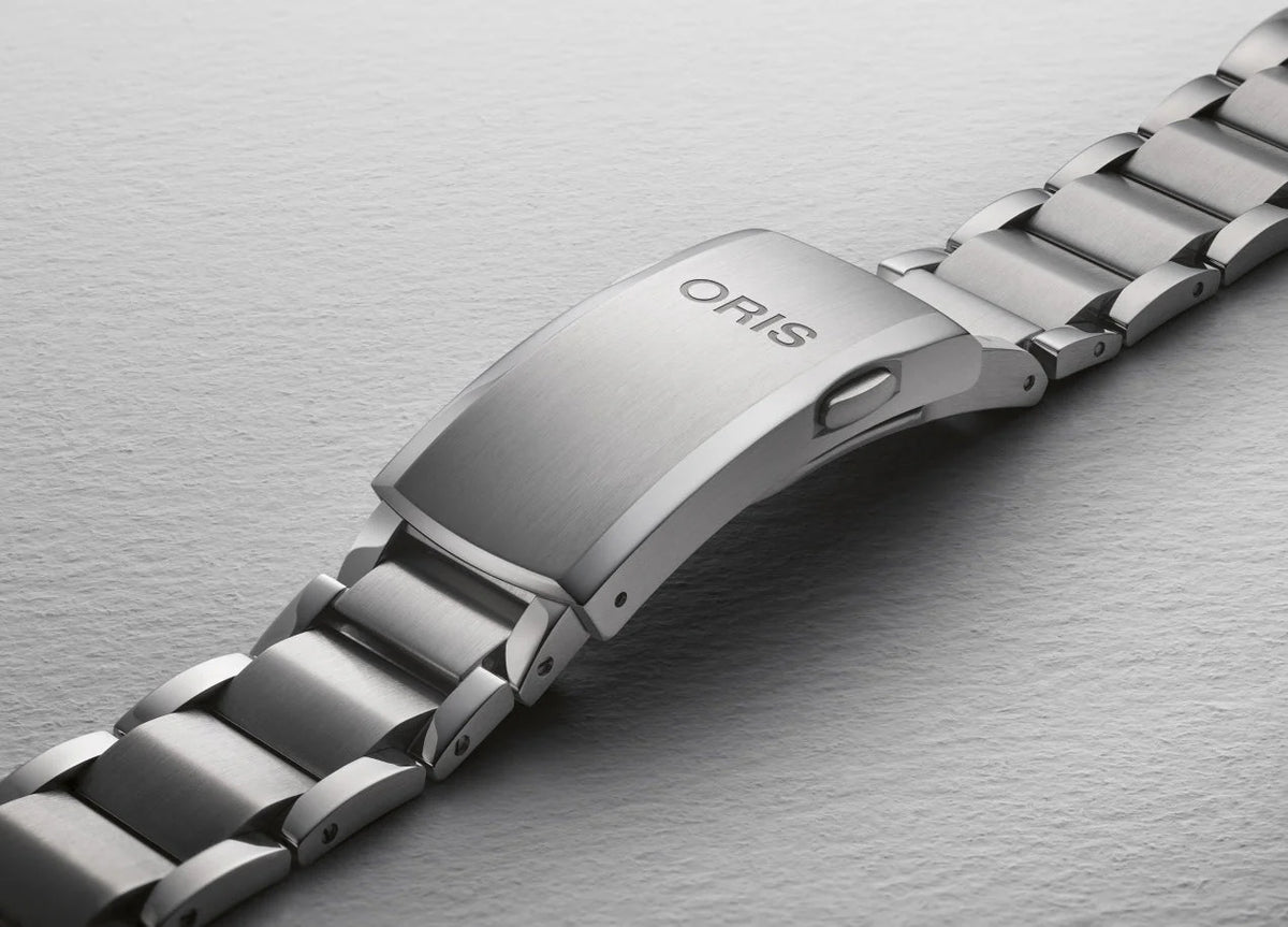 Oris Aquis Date Calibre 400 Upcycle 43.5mm Watch