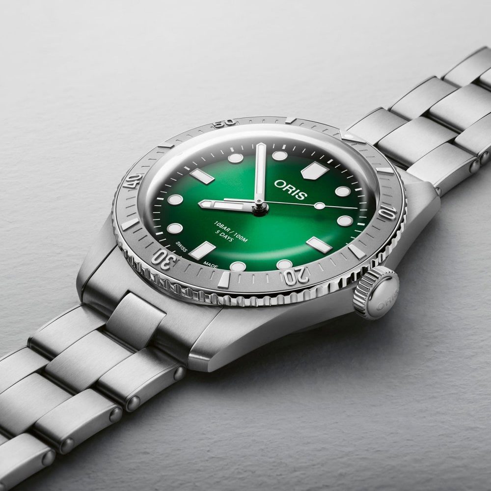 Oris Divers Sixty-Five Green Dial, No Date, Calibre 400, 38mm Watch 01 400 7774 4057-07 8 19 18