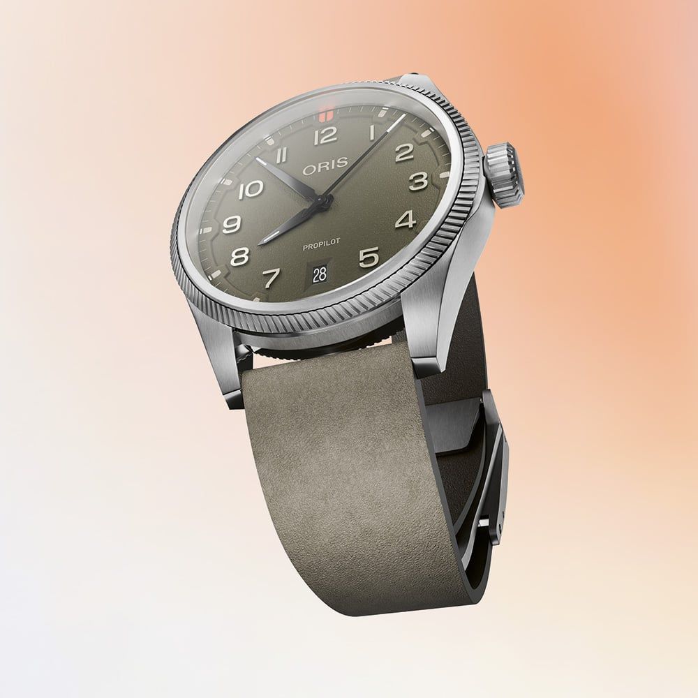 Oris ProPilot Date Green Dial, Leather Strap 41mm Watch