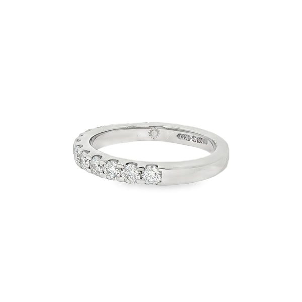 Diamond Round Brilliant 0.75ct, Platinum Claw Set Ring
