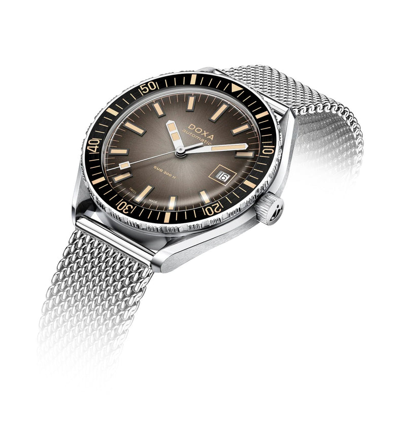 Doxa SUB 200 II Sharkhunter Vintage Black  Mesh Bracelet 44mm Watch 795.10.101B