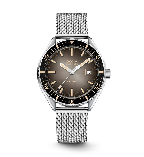 Doxa SUB 200 II Sharkhunter Vintage Black  Mesh Bracelet 44mm Watch 795.10.101B
