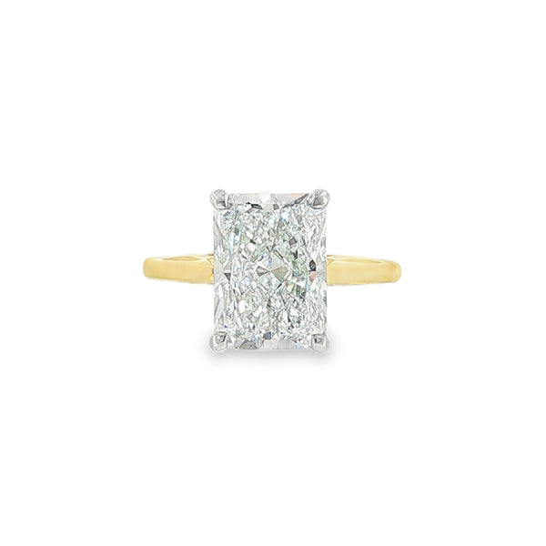 Radiant Cut 4.14ct Lab Grown Diamond, 18ct Yellow Gold Ring