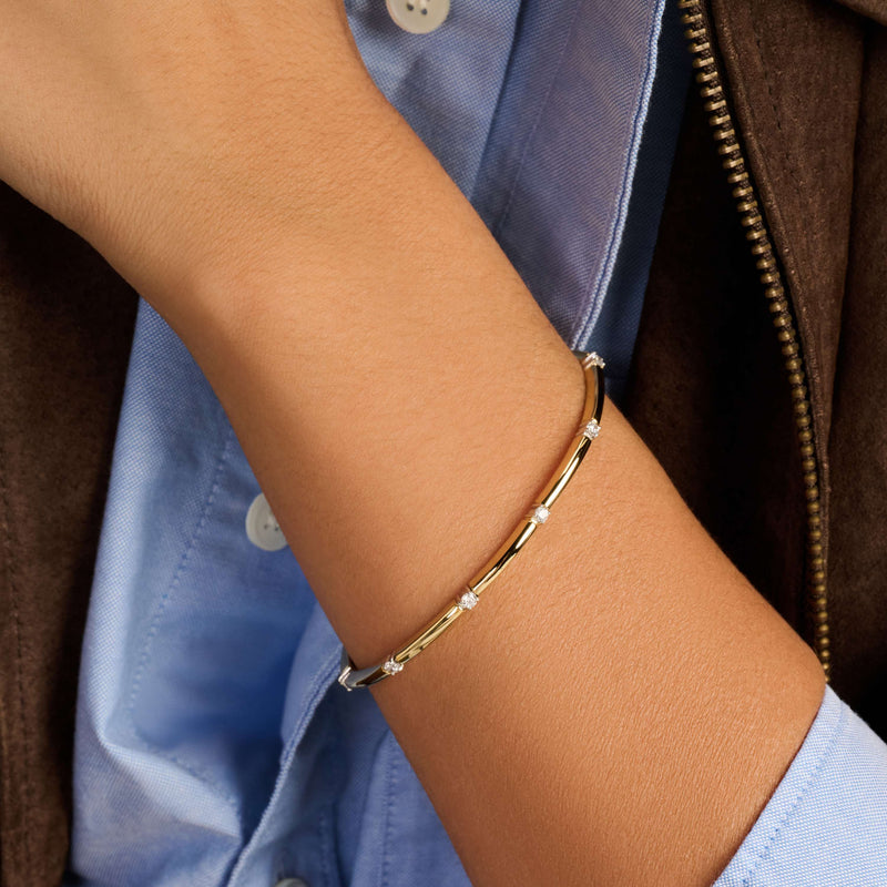 Ti Sento Classic Rectangular Zirconia Bangle