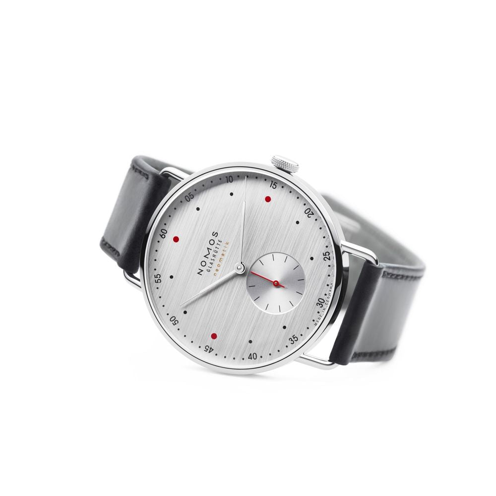 Nomos Metro neomatik 39 silvercut