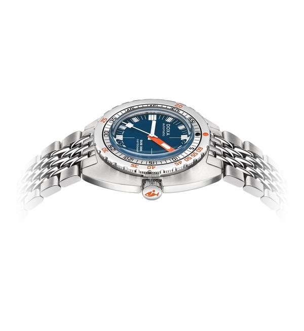 Doxa SUB 300 COSC Caribbean Stainless Steel 821.10.201.10