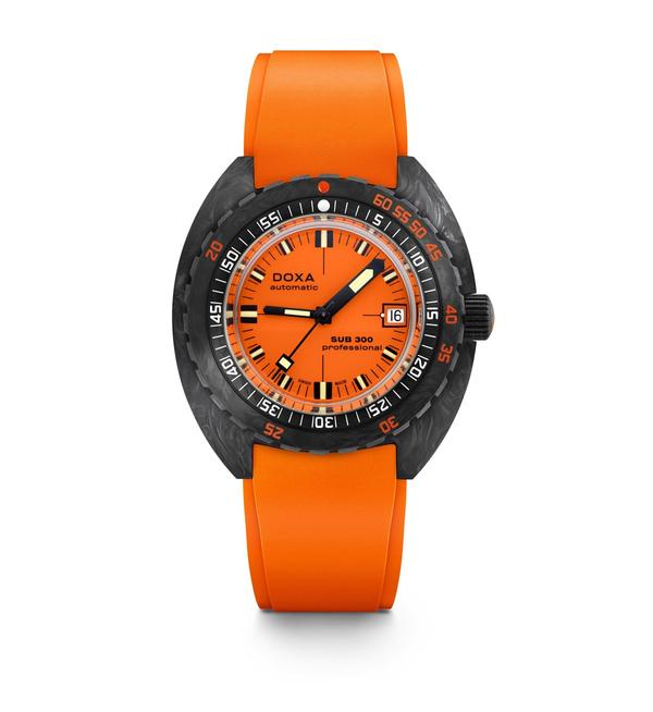 Doxa SUB 300 Carbon Professional Orange Rubber 822.70.351.21