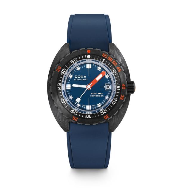 Doxa SUB 300 Carbon Caribbean Navy Rubber 822.70.201.32