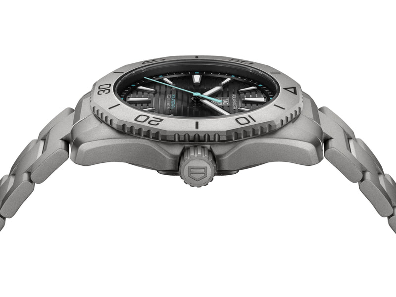 Tag Heuer Aquaracer Professional 200 Solargraph Titanium 40mm Watch WBP1180.BF0000