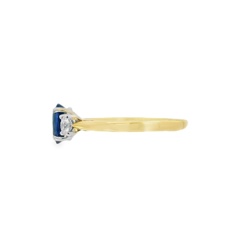 3 Stone Oval Sapphire & Diamond 18ct Ring