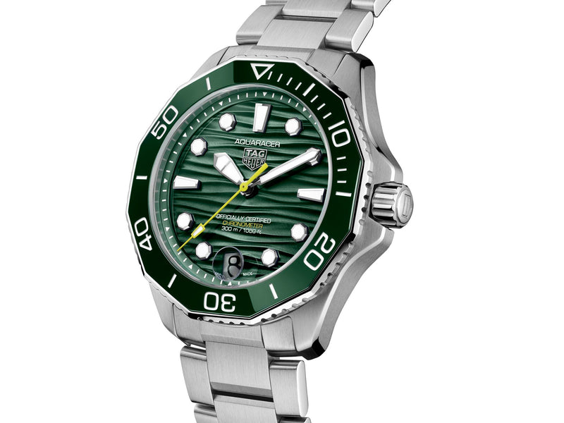 Tag Heuer Aquaracer Professional 300 Date, Green Dial, 42mm Watch Tag Heuer Aquaracer Professional 300 Date, Blue Dial, 42mm Watch WBP5113.BA0013