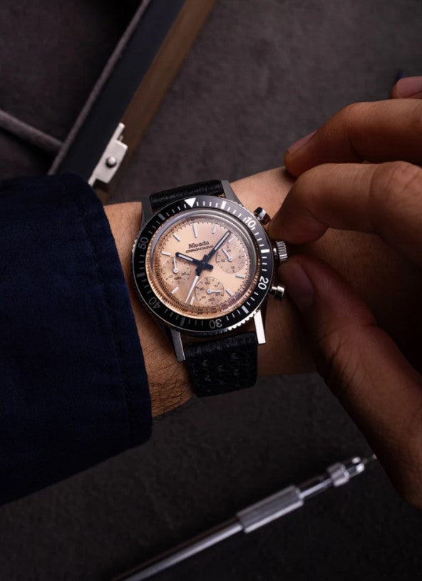 Nivada Grenchen Chronoking Mecaquartz Salmon 38mm Limited Edition Watch 87043Q01
