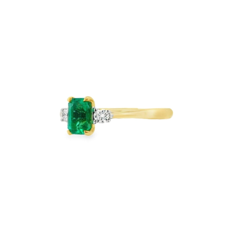 Emerald and Diamond 3 Stone, 18ct Yellow Gold Ring