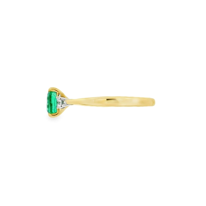 Emerald and Diamond 3 Stone, 18ct Yellow Gold Ring