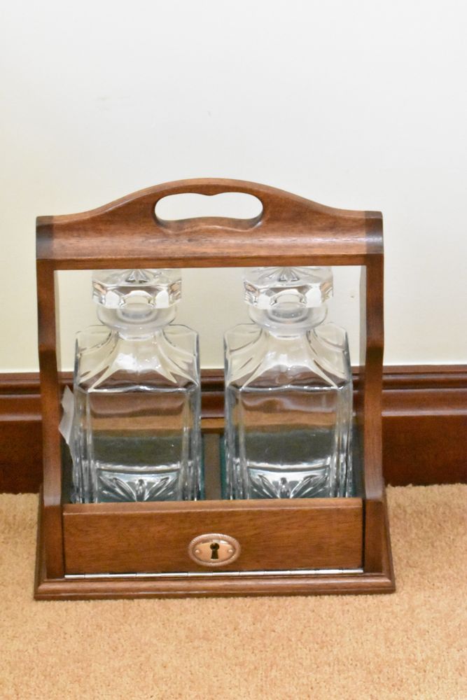 Light Mahogany 2 Bottle Tantalus
