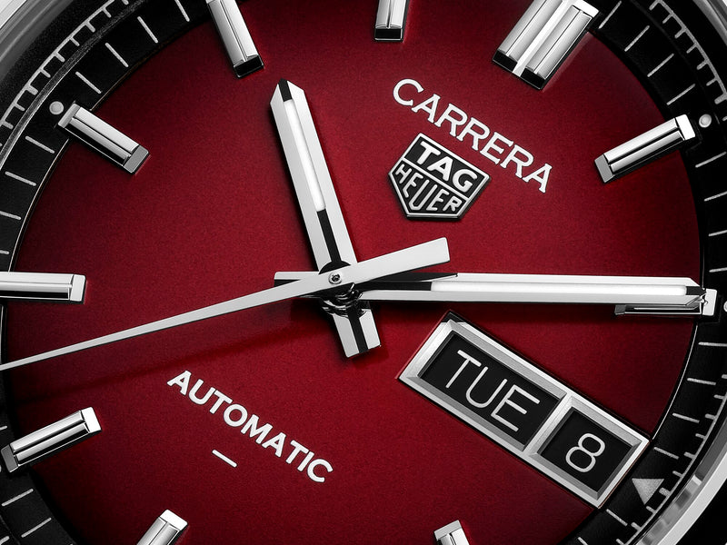 Tag Heuer Carrera Day-Date Automatic, Red Dial, Bracelet 41mm Watch WDA2113.BA0043