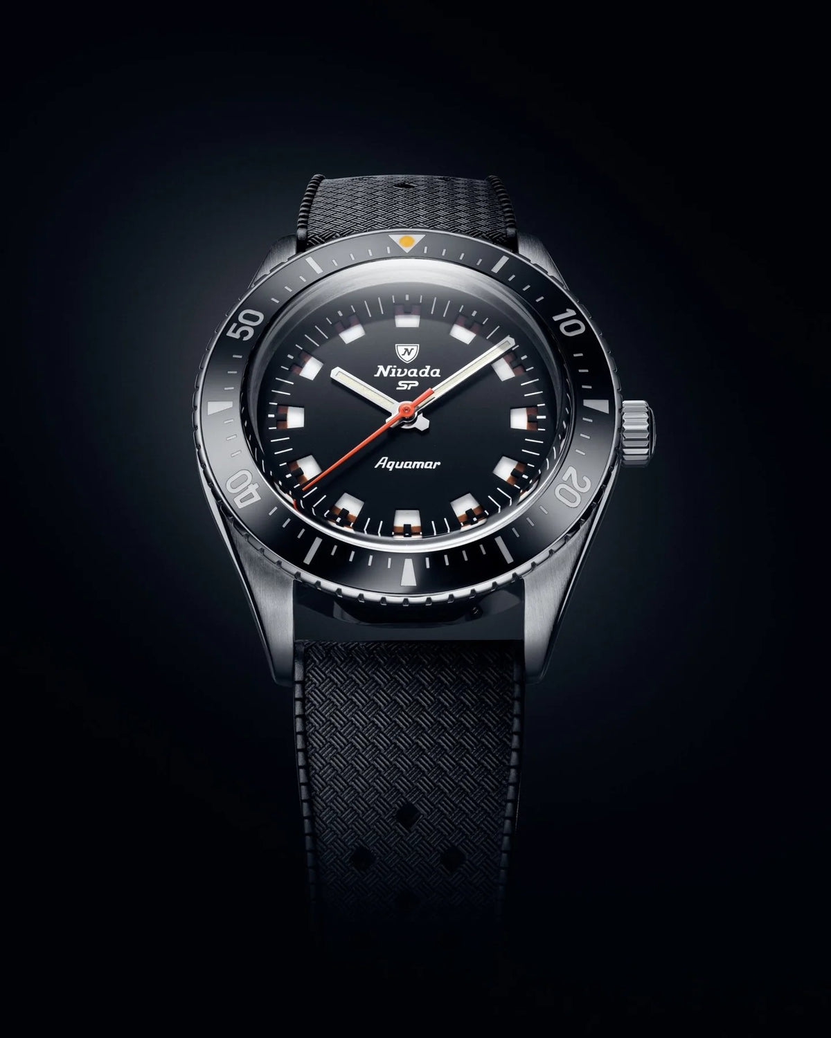 Nivada Grenchen Aquamar Black Automatic Rubber tropic 38mm Watch 32068A01