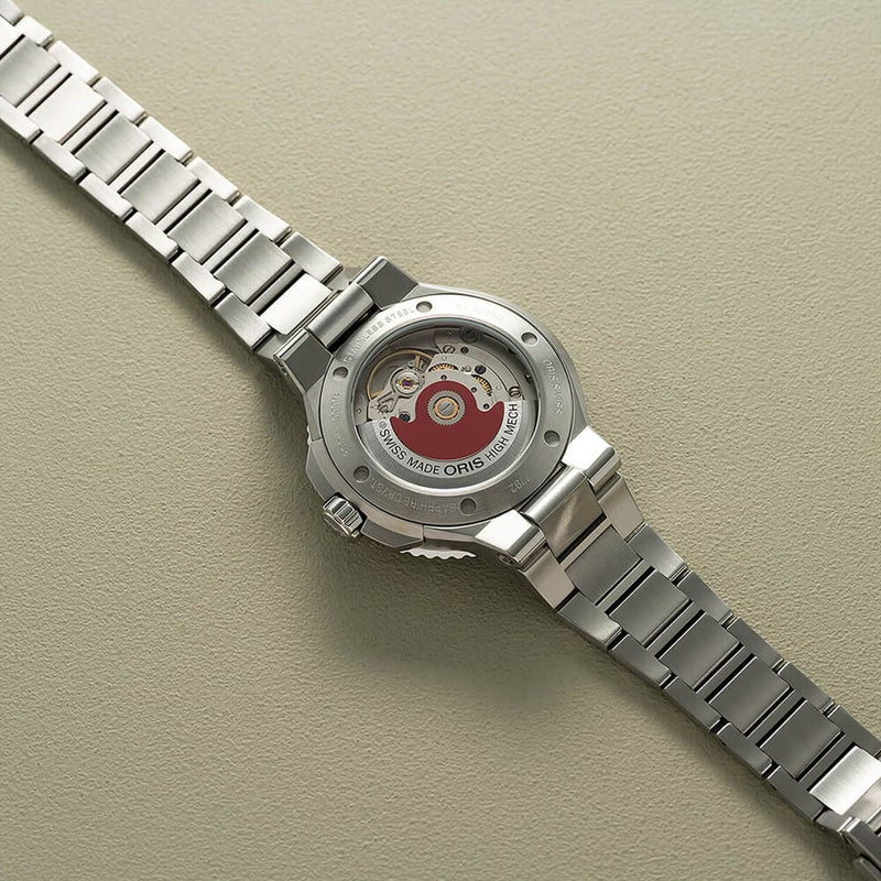 Oris Aquis Date Diamonds MOP Dial 36.5mm Watch 01 733 7792 4956-07 8 19 05P